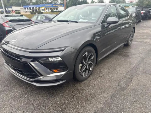 Photos of 2025 Hyundai Sonata SEL for sale in Blue Springs, MO at MAG Auto - Munsterman Automotive Group