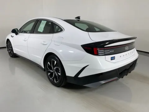 More photos of 2025 Hyundai Sonata SEL at MAG Auto - Munsterman Automotive Group, MO