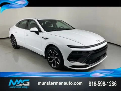 White 2025 Hyundai Sonata SEL for sale in Blue Springs, MO