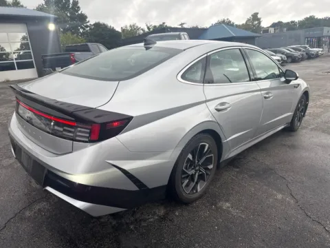 More photos of 2025 Hyundai Sonata SEL at MAG Auto - Munsterman Automotive Group, MO