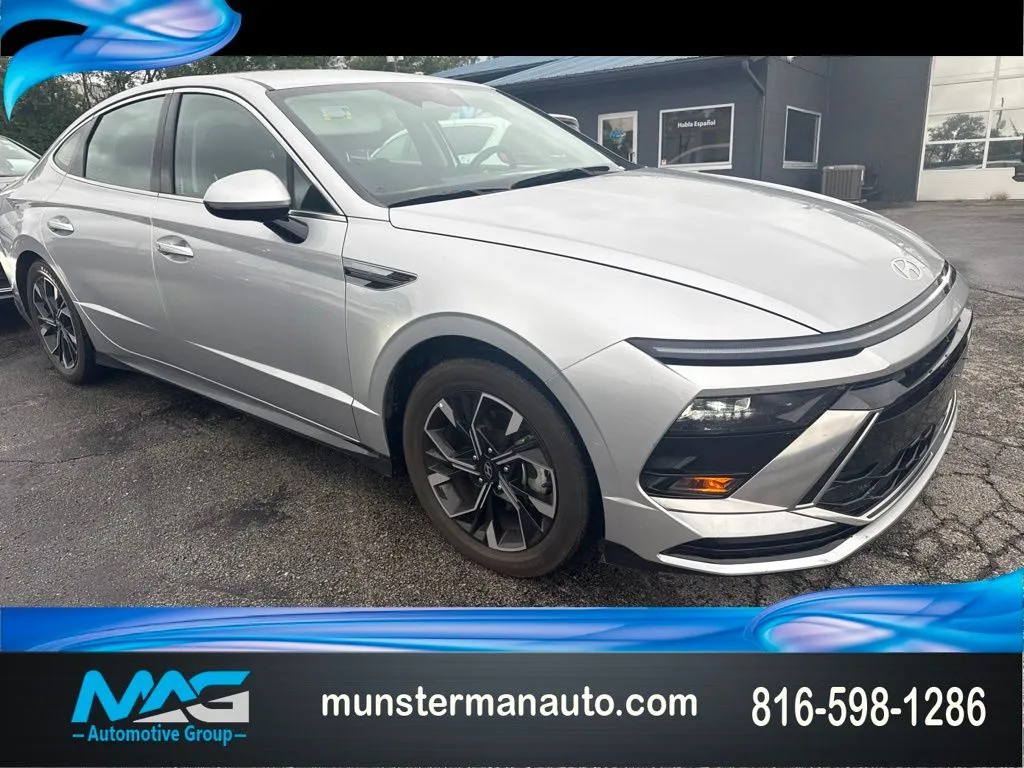Silver 2025 Hyundai Sonata SEL for sale in Blue Springs, MO