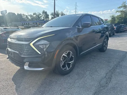Photos of 2023 Kia Sportage LX for sale in Blue Springs, MO at MAG Auto - Munsterman Automotive Group