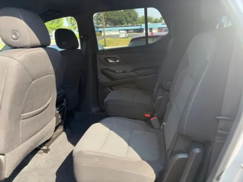 More photos of 2022 Chevrolet Traverse LT at MAG Auto - Munsterman Automotive Group, MO