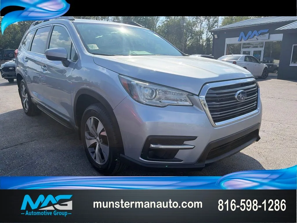 Silver 2022 Subaru Ascent Premium for sale in Blue Springs, MO