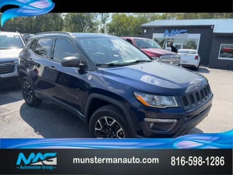 Blue 2020 Jeep Compass Trailhawk for sale in Blue Springs, MO
