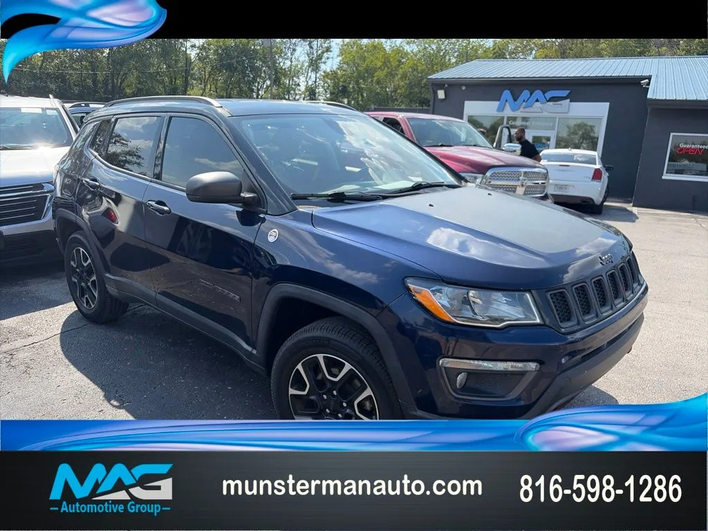 Blue 2020 Jeep Compass Trailhawk for sale in Blue Springs, MO