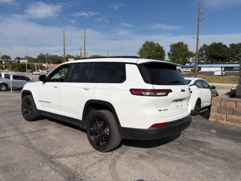 Another view of 2023 Jeep Grand Cherokee L Limited for sale in Blue Springs, MO at MAG Auto - Munsterman Automotive Group