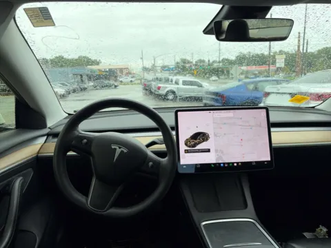 More photos of 2021 Tesla Model 3 Standard Range Plus at MAG Auto - Munsterman Automotive Group, MO
