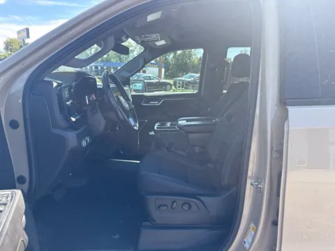 More photos of 2022 GMC Sierra 1500 Elevation at MAG Auto - Munsterman Automotive Group, MO