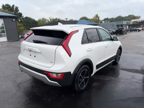 More photos of 2025 Kia Niro LX at MAG Auto - Munsterman Automotive Group, MO