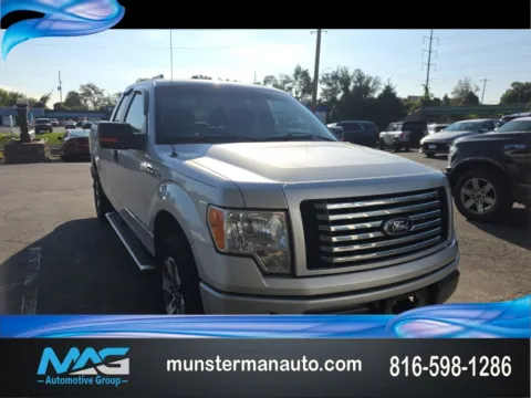 Silver 2011 Ford F-150 XLT for sale in Blue Springs, MO