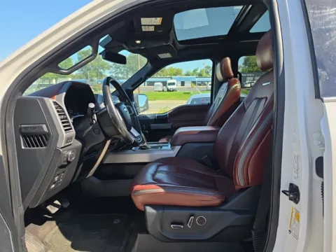 More photos of 2020 Ford F-150 Platinum at MAG Auto - Munsterman Automotive Group, MO