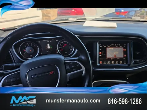 Black 2016 Dodge Challenger R/T for sale in Blue Springs, MO