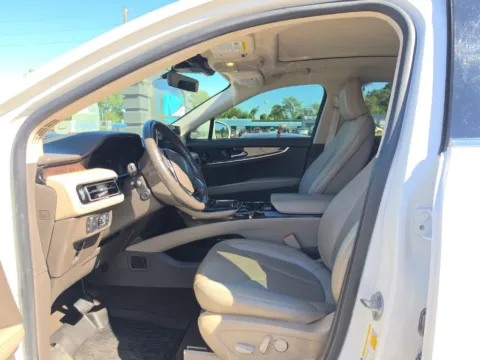 More photos of 2021 Lincoln Nautilus Reserve at MAG Auto - Munsterman Automotive Group, MO
