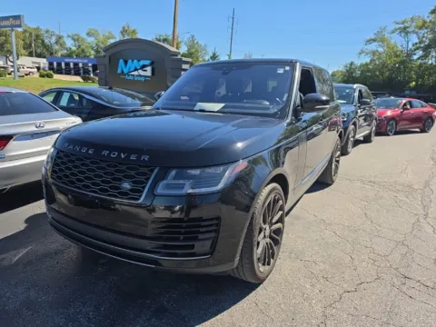 Photos of 2018 Land Rover Range Rover 3.0L V6 Supercharged for sale in Blue Springs, MO at MAG Auto - Munsterman Automotive Group