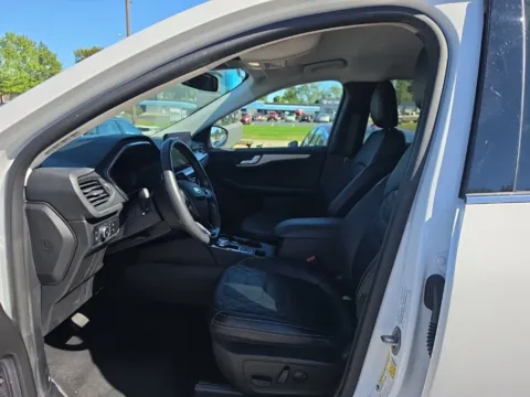 More photos of 2023 Ford Escape Plug-In Hybrid at MAG Auto - Munsterman Automotive Group, MO