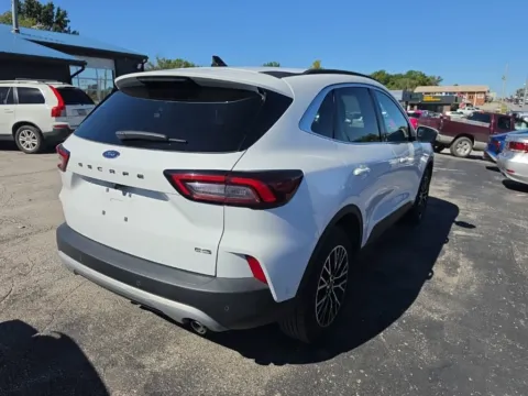 More photos of 2023 Ford Escape Plug-In Hybrid at MAG Auto - Munsterman Automotive Group, MO