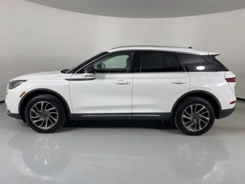 More photos of 2020 Lincoln Corsair Standard at MAG Auto - Munsterman Automotive Group, MO