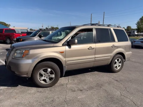 Photos of 2006 Honda Pilot EX for sale in Blue Springs, MO at MAG Auto - Munsterman Automotive Group