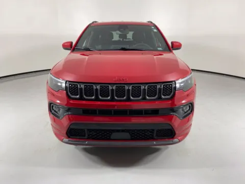 Photos of 2023 Jeep Compass Limited for sale in Blue Springs, MO at MAG Auto - Munsterman Automotive Group