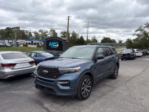 Photos of 2020 Ford Explorer ST for sale in Blue Springs, MO at MAG Auto - Munsterman Automotive Group
