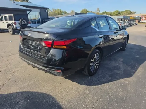 More photos of 2025 Nissan Altima 2.5 SV at MAG Auto - Munsterman Automotive Group, MO