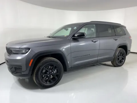 Another view of 2024 Jeep Grand Cherokee L Altitude for sale in Blue Springs, MO at MAG Auto - Munsterman Automotive Group
