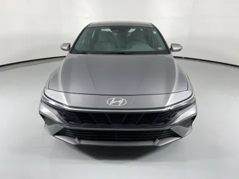 Photos of 2024 Hyundai Elantra SEL for sale in Blue Springs, MO at MAG Auto - Munsterman Automotive Group