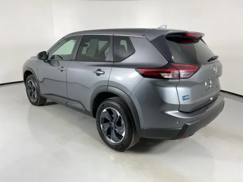 More photos of 2024 Nissan Rogue SV at MAG Auto - Munsterman Automotive Group, MO