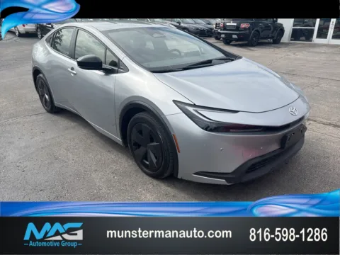 Gray 2023 Toyota Prius LE for sale in Blue Springs, MO