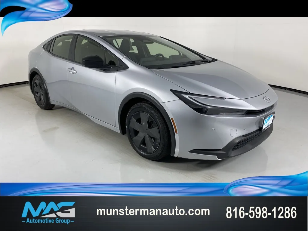 2023 Toyota Prius LE