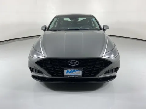 Photos of 2022 Hyundai Sonata Limited for sale in Blue Springs, MO at MAG Auto - Munsterman Automotive Group