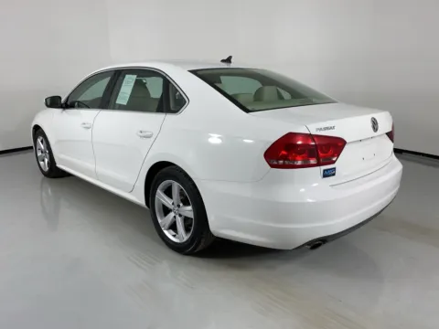 More photos of 2015 Volkswagen Passat 1.8T SE at MAG Auto - Munsterman Automotive Group, MO