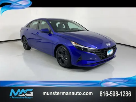 Blue 2021 Hyundai Elantra SEL for sale in Blue Springs, MO