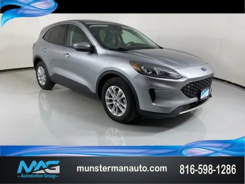 Silver 2021 Ford Escape SE for sale in Blue Springs, MO