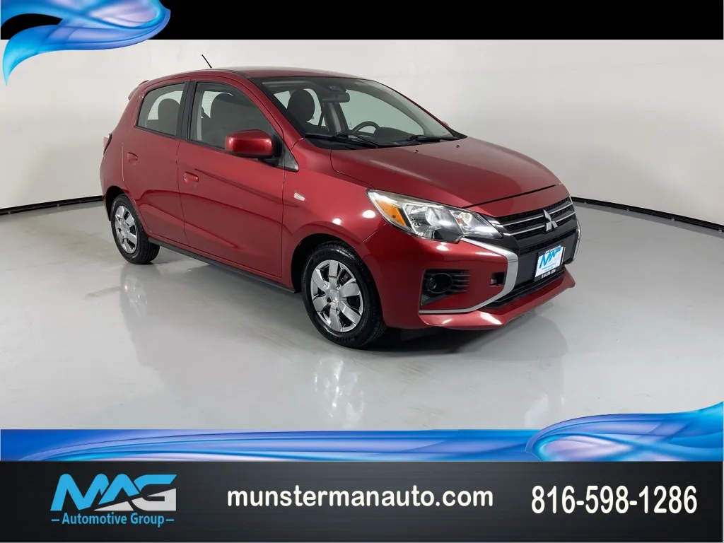 2021 Mitsubishi Mirage ES's photo