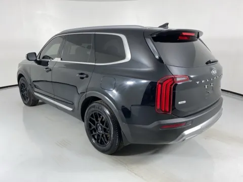 More photos of 2021 Kia Telluride EX at MAG Auto - Munsterman Automotive Group, MO