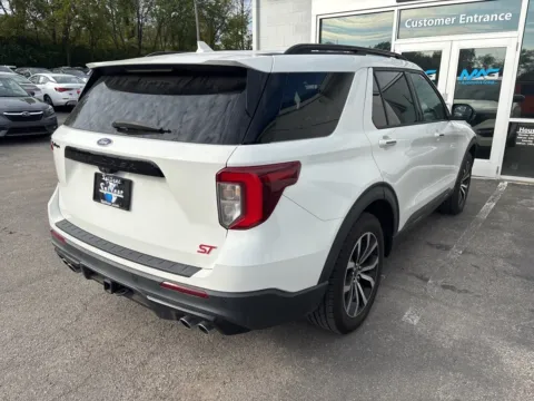 More photos of 2020 Ford Explorer ST at MAG Auto - Munsterman Automotive Group, MO