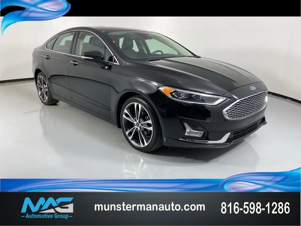 Black 2020 Ford Fusion Titanium for sale in Blue Springs, MO