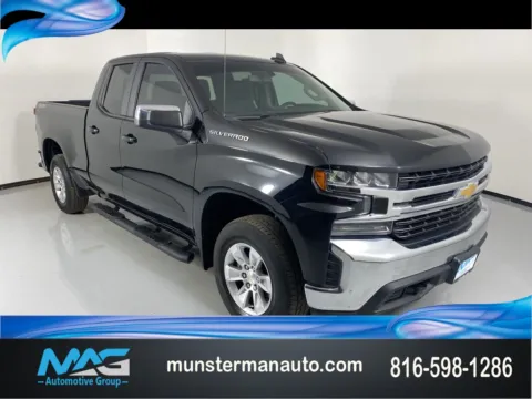 Black 2019 Chevrolet Silverado 1500 LT for sale in Blue Springs, MO
