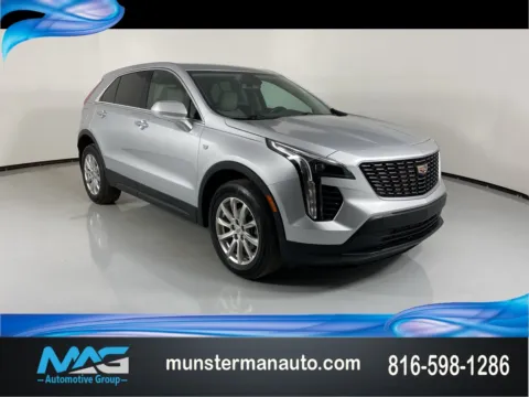 Silver 2019 Cadillac XT4 Luxury for sale in Blue Springs, MO