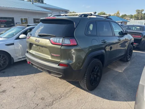 More photos of 2019 Jeep Cherokee Trailhawk at MAG Auto - Munsterman Automotive Group, MO