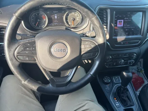 More photos of 2019 Jeep Cherokee Trailhawk at MAG Auto - Munsterman Automotive Group, MO