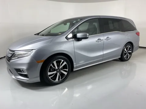 Another view of 2019 Honda Odyssey Elite for sale in Blue Springs, MO at MAG Auto - Munsterman Automotive Group
