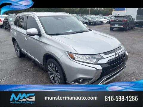 Silver 2020 Mitsubishi Outlander SEL for sale in Blue Springs, MO