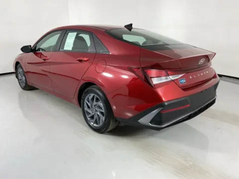 More photos of 2024 Hyundai Elantra SEL at MAG Auto - Munsterman Automotive Group, MO