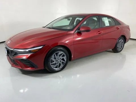 Another view of 2024 Hyundai Elantra SEL for sale in Blue Springs, MO at MAG Auto - Munsterman Automotive Group