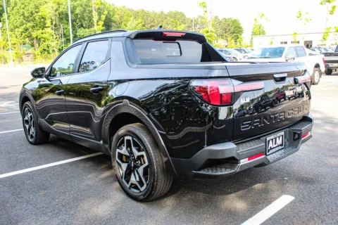 More photos of 2023 Hyundai Santa Cruz Limited at Carrollton Hyundai, GA