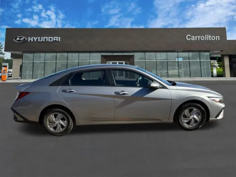 More photos of 2025 Hyundai Elantra SE at Carrollton Hyundai, GA