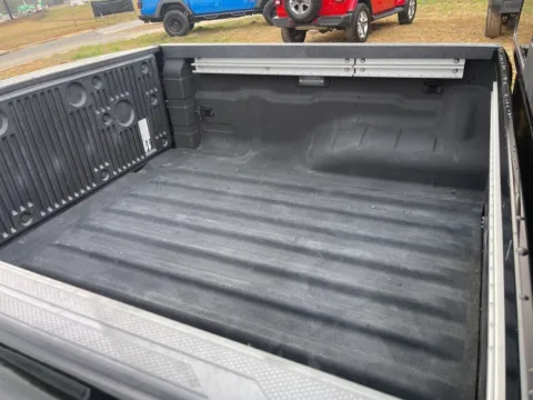 More photos of 2022 Nissan Frontier SV at Carrollton Hyundai, GA